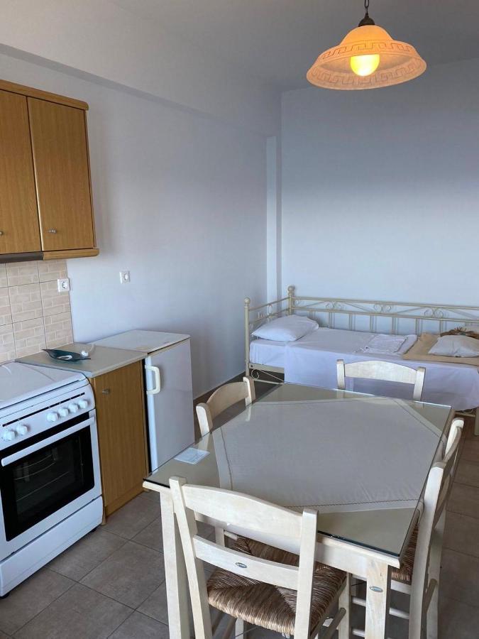 Κοχυλι 2 Με Υπεροχη Θεα Στο Αιγαιο Πελαγος! Apartment Armenistis  Ngoại thất bức ảnh