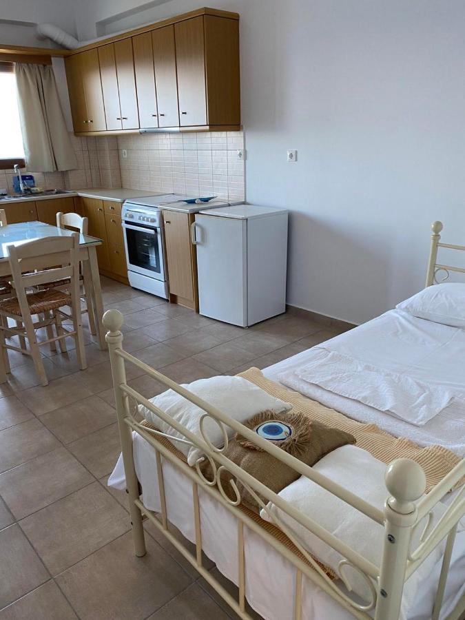 Κοχυλι 2 Με Υπεροχη Θεα Στο Αιγαιο Πελαγος! Apartment Armenistis  Ngoại thất bức ảnh